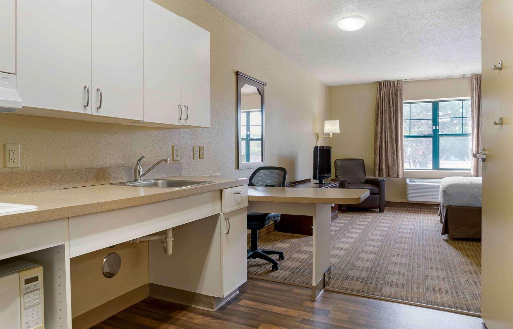 Extended Stay America Suites - Detroit - Madison Heights Exterior foto